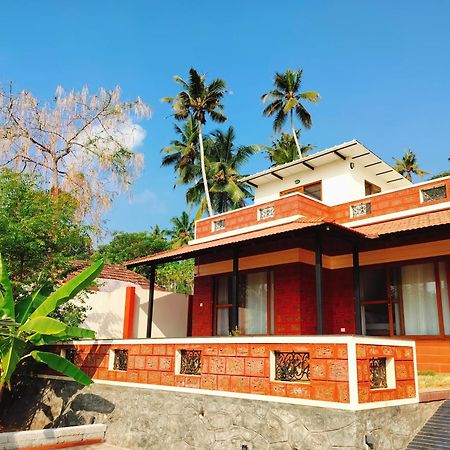 The Ixora - A Boutique Homestay バルカラ エクステリア 写真