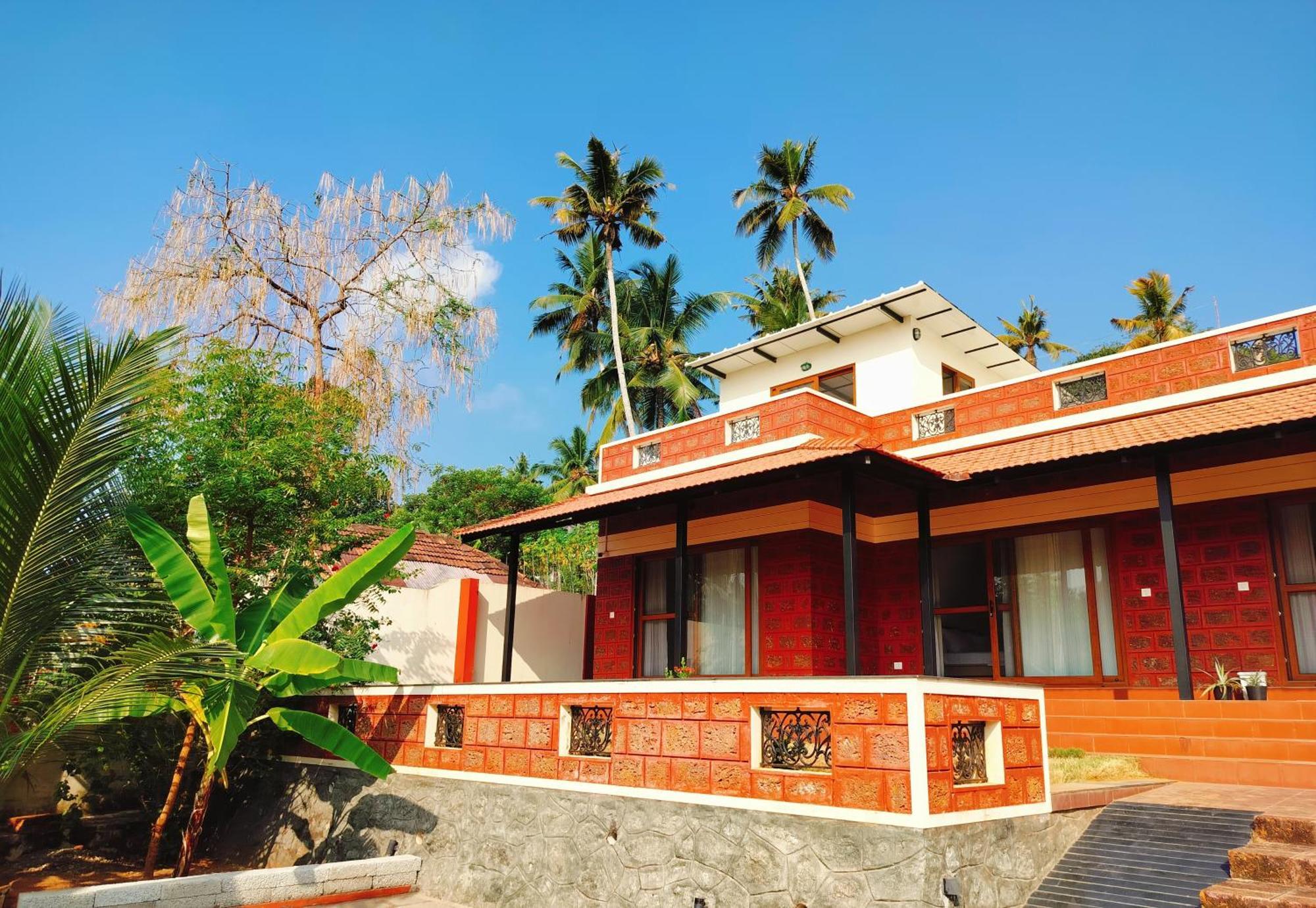 The Ixora - A Boutique Homestay バルカラ エクステリア 写真