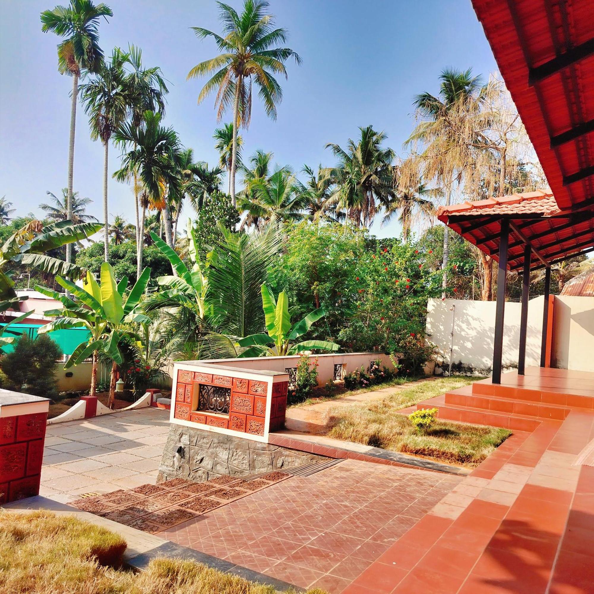 The Ixora - A Boutique Homestay バルカラ エクステリア 写真