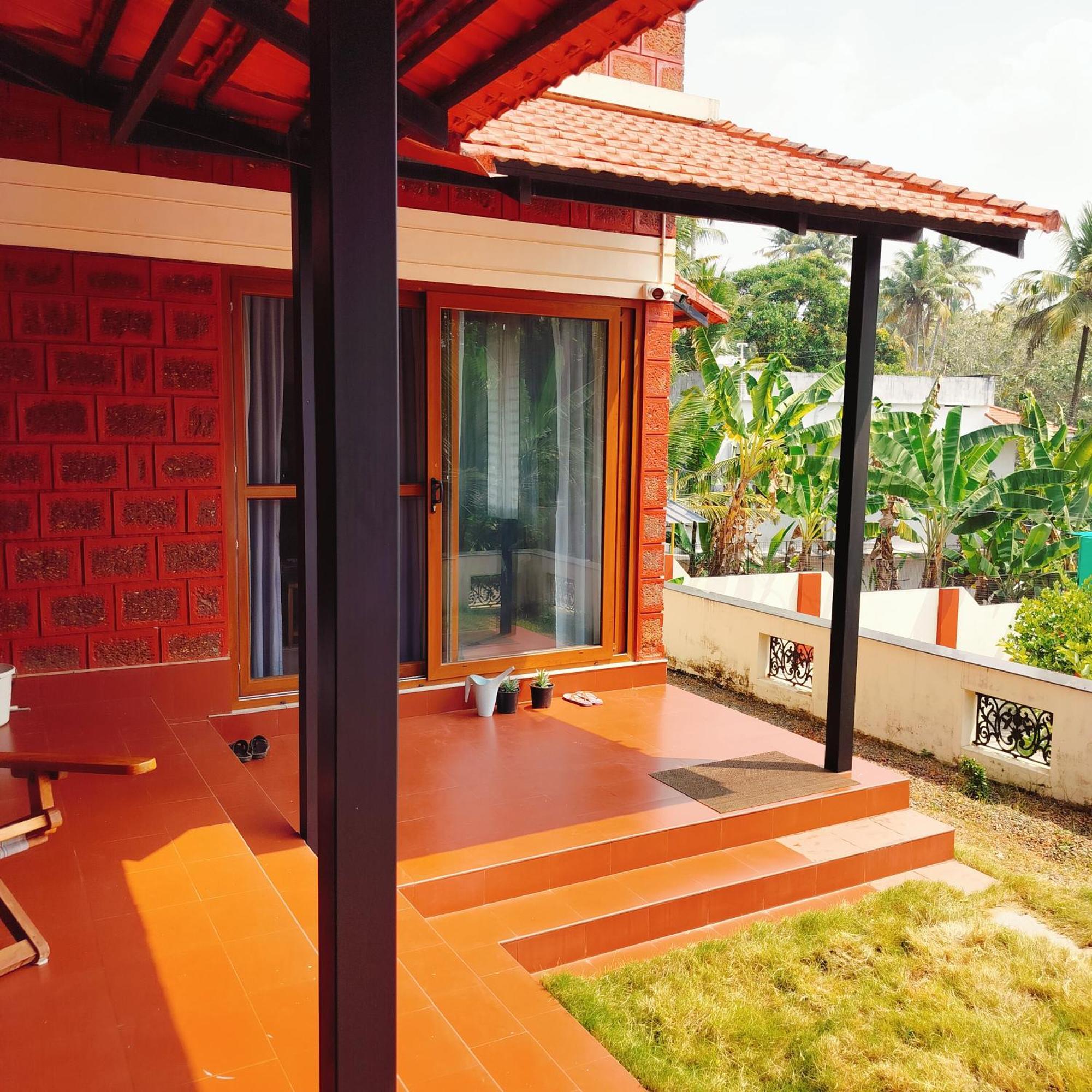 The Ixora - A Boutique Homestay バルカラ エクステリア 写真