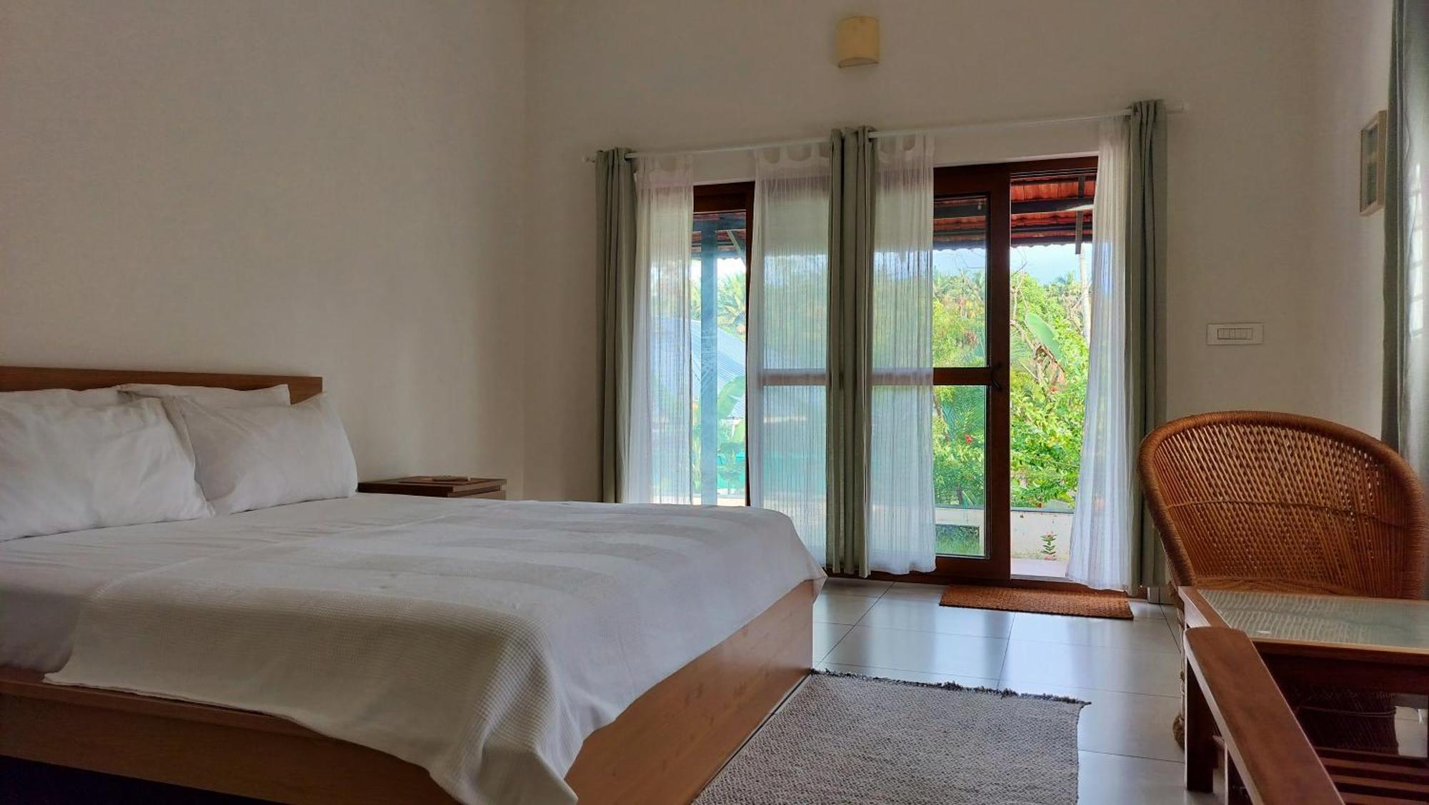 The Ixora - A Boutique Homestay バルカラ エクステリア 写真